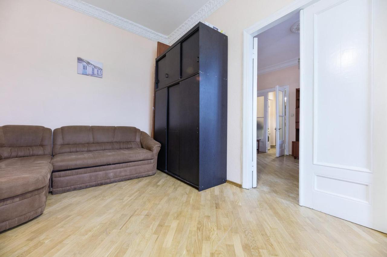 Apartment With Lovely View Kiev Exteriör bild
