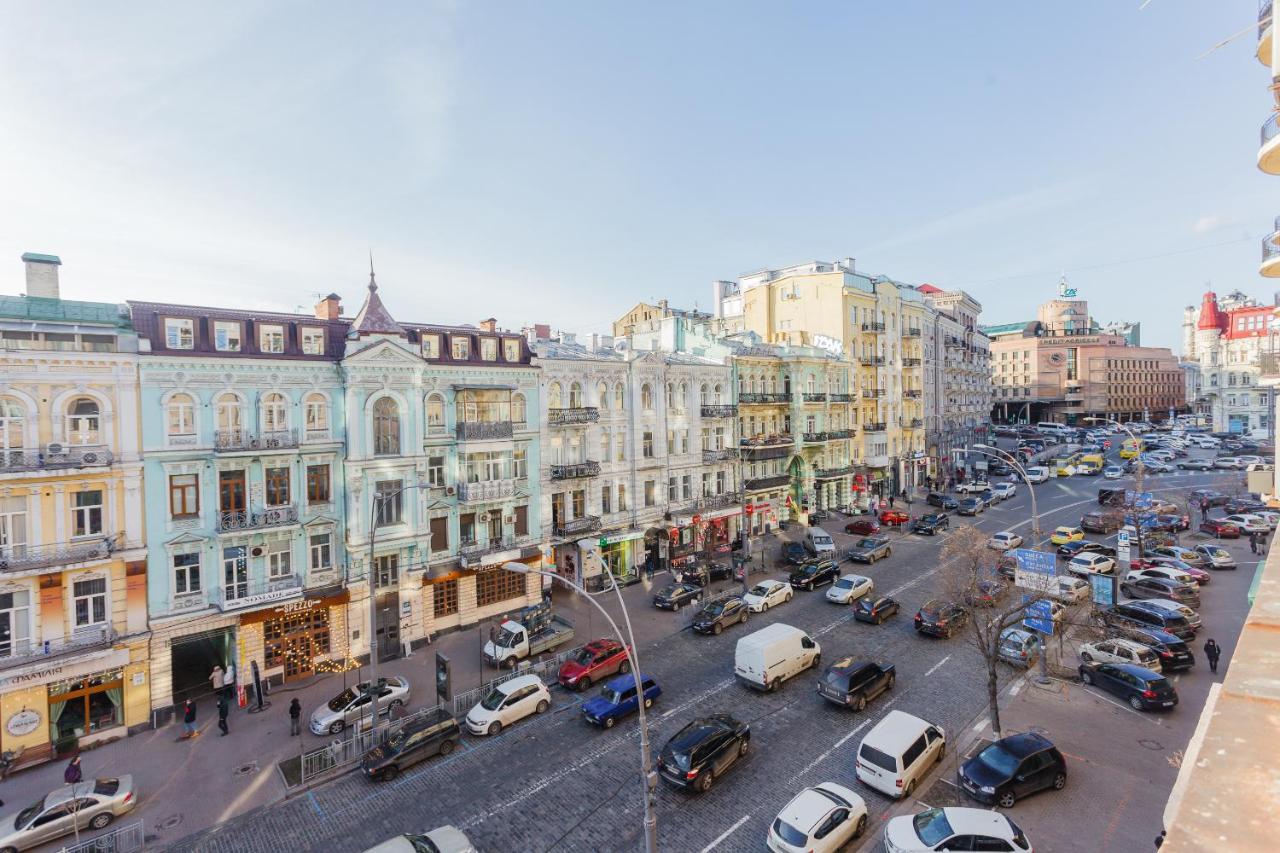 Apartment With Lovely View Kiev Exteriör bild